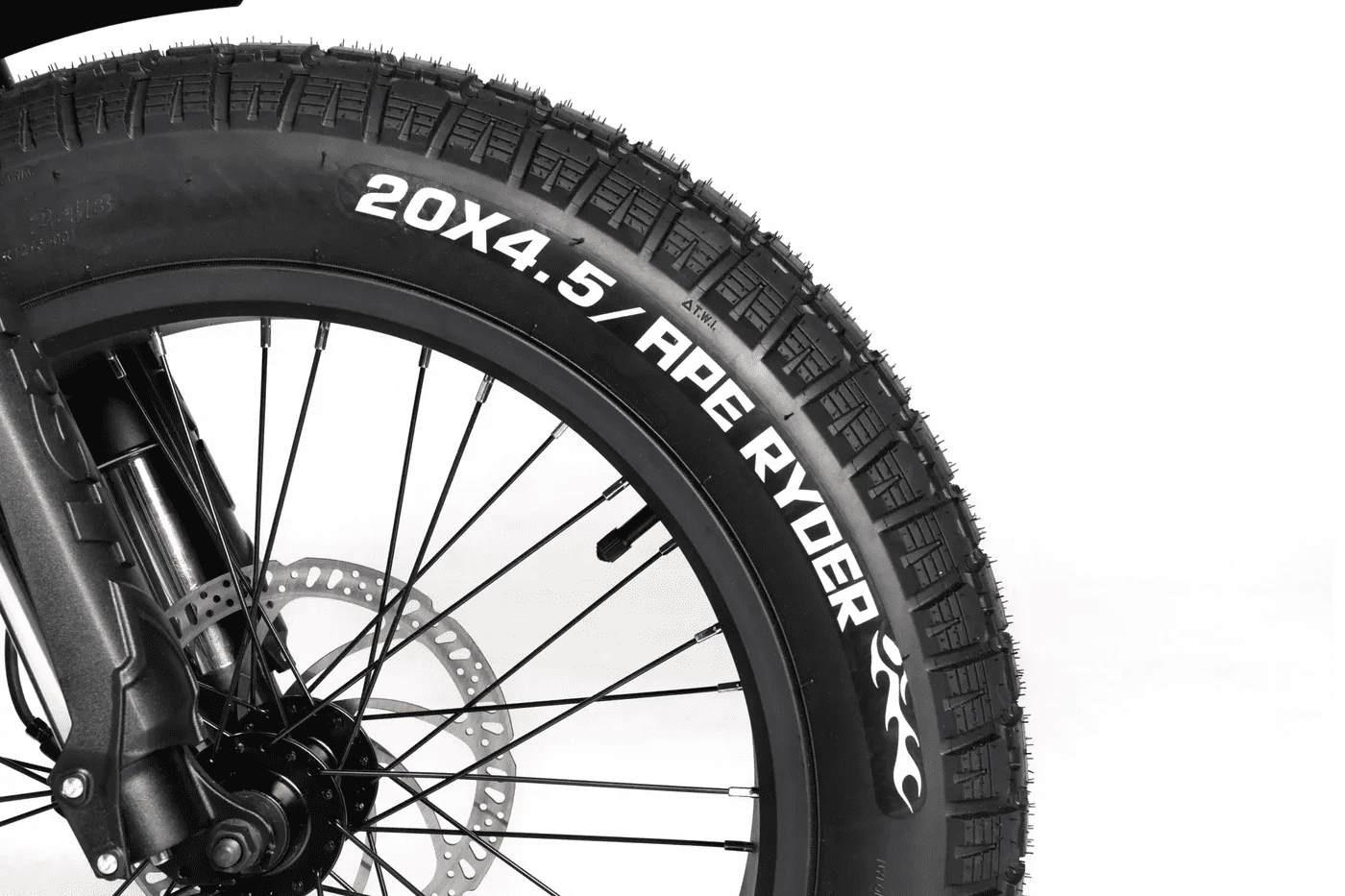 Bicicletă electrică APE RYDER BONOBO FOREST – motor 250W, autonomie 70 km, viteză 25 km/h Bicicletă electrică APE RYDER BONOBO FOREST cu motor 250W, viteză maximă 25 km/h și autonomie până la 70 km – e-bike urbană modernă, eco-friendly