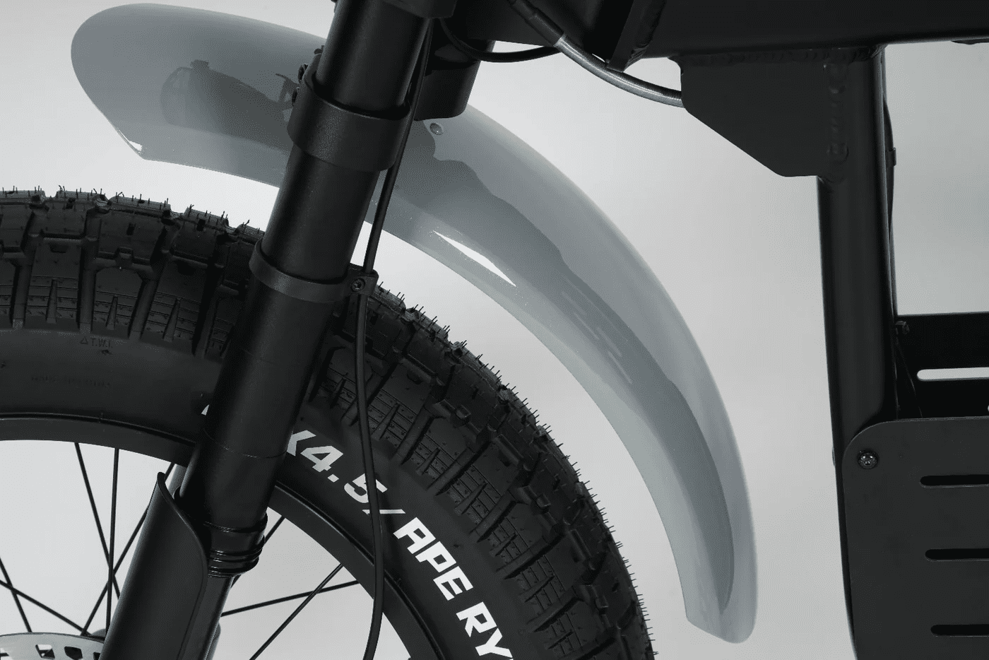 Bicicleta electrică Ape Ryder Gibbon – 250W, 25 km/h, 70 km autonomie Bicicletă electrică Ape Ryder Gibbon pentru oraș, 250W, 70 km autonomie