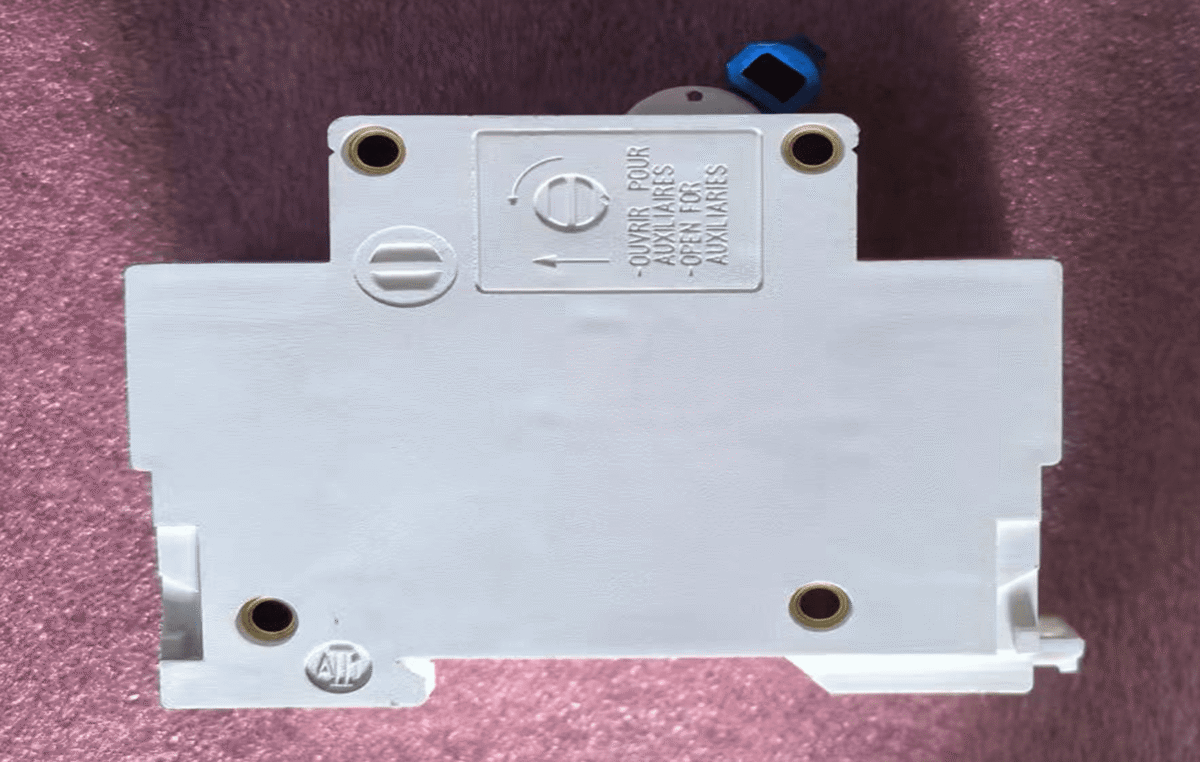 siguranta / întrerupator automat 100a e pickup siguranta / întrerupator automat 100a e pickup