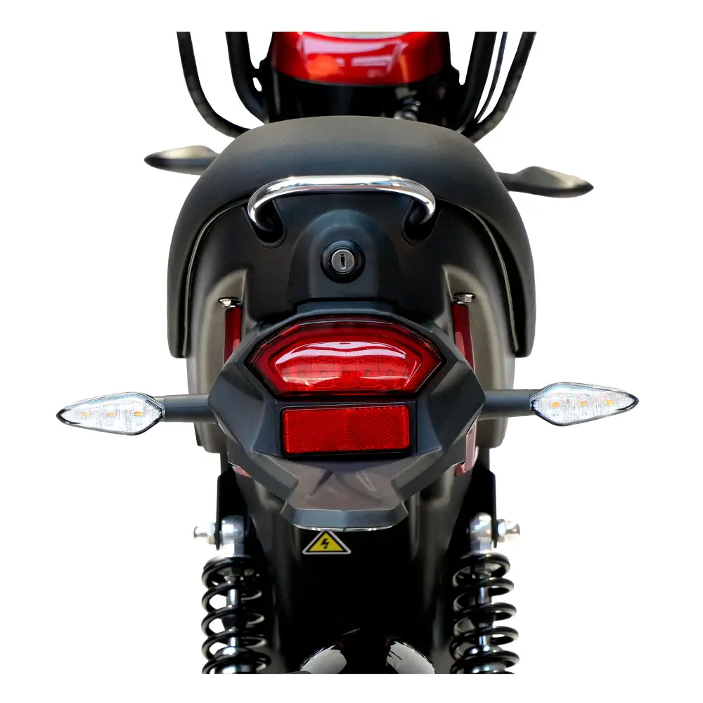 scuter-electric-chicago-rosu-7